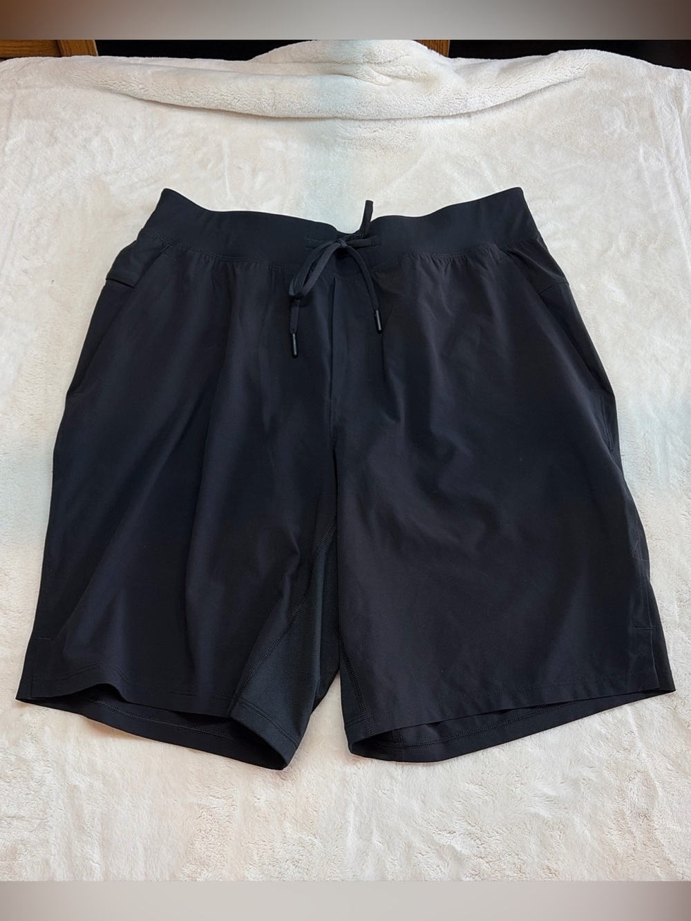 Lululemon Zeroed In Linerless Shorts Mens Sz Large - 9 Inch Inseam Black